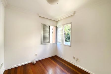 Apartamento à venda com 110m², 3 quartos e 2 vagasQuarto 2