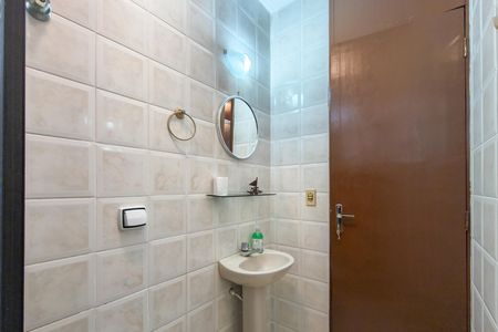 Apartamento para alugar com 72m², 2 quartos e 1 vaga Apartamento para alugar com 72m², 2 quartos e 1 vagaBanheiro