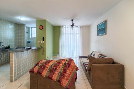 Apartamento para alugar com 72m², 2 quartos e 1 vaga Apartamento para alugar com 72m², 2 quartos e 1 vagaSala