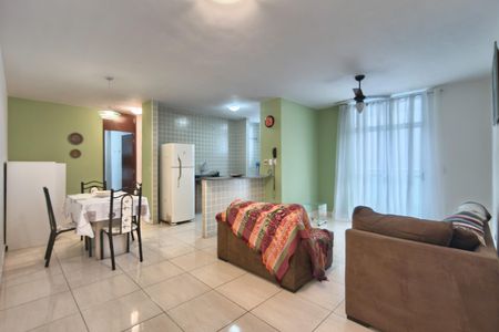 Apartamento para alugar com 72m², 2 quartos e 1 vaga Apartamento para alugar com 72m², 2 quartos e 1 vagaSala