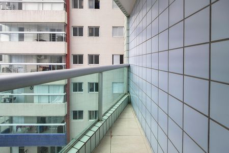 Apartamento para alugar com 72m², 2 quartos e 1 vaga Apartamento para alugar com 72m², 2 quartos e 1 vagaSacada 2