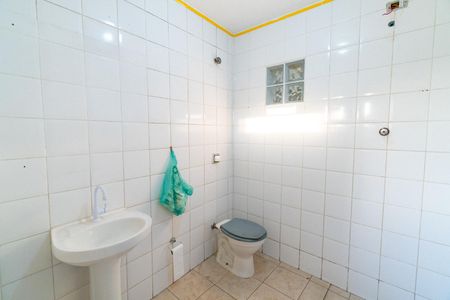 Casa para alugar com 75m², 2 quartos e sem vaga Casa para alugar com 75m², 2 quartos e sem vagaBanheiro
