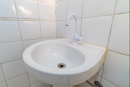 Casa para alugar com 75m², 2 quartos e sem vaga Casa para alugar com 75m², 2 quartos e sem vagaBanheiro