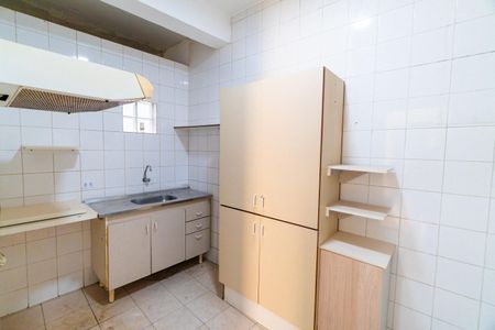 Casa para alugar com 75m², 2 quartos e sem vaga Casa para alugar com 75m², 2 quartos e sem vagaCozinha