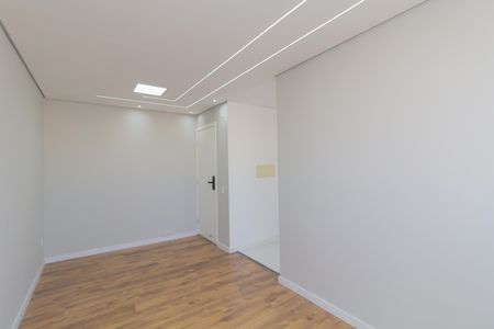 Sala de apartamento para alugar com 2 quartos, 42m² em Vila Princesa Isabel, São Paulo