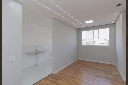 Sala de apartamento para alugar com 2 quartos, 42m² em Vila Princesa Isabel, São Paulo