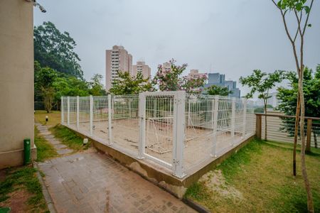 Apartamento para alugar com 32m², 2 quartos e sem vagaÁrea comum - Playground