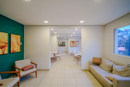 Apartamento para alugar com 32m², 2 quartos e sem vagaÁrea comum - Salão de festas
