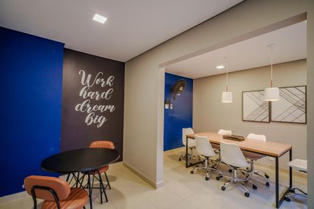 Apartamento para alugar com 32m², 2 quartos e sem vagaÁrea comum - Espaço Coworking