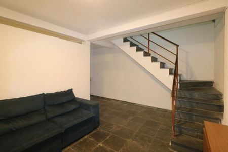 Casa para alugar com 100m², 1 quarto e sem vaga Casa para alugar com 100m², 1 quarto e sem vagaSala