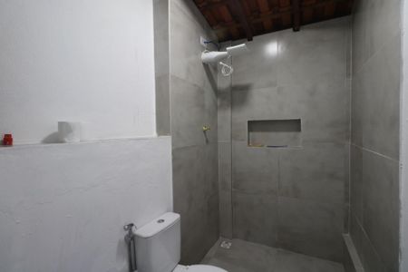 Casa para alugar com 100m², 1 quarto e sem vaga Casa para alugar com 100m², 1 quarto e sem vagaBanheiro