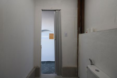 Casa para alugar com 100m², 1 quarto e sem vaga Casa para alugar com 100m², 1 quarto e sem vagaBanheiro
