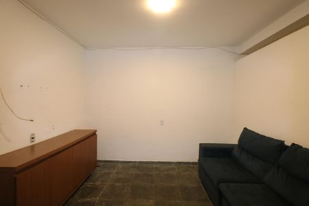 Casa para alugar com 100m², 1 quarto e sem vaga Casa para alugar com 100m², 1 quarto e sem vagaSala