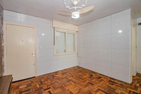 Sala de apartamento para alugar com 1 quarto, 60m² em Humaitá, Porto Alegre