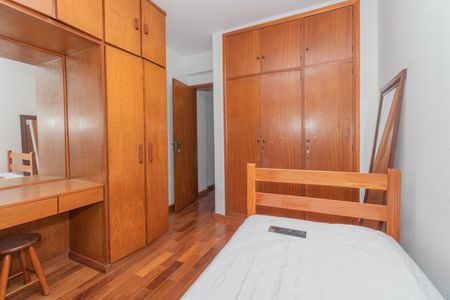 Apartamento à venda com 119m², 3 quartos e 2 vagasQuarto 2