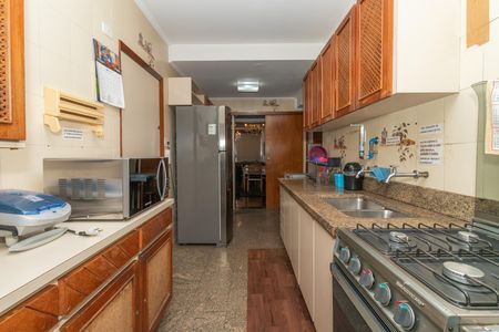 Apartamento à venda com 119m², 3 quartos e 2 vagasCozinha