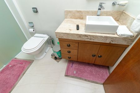 Apartamento à venda com 119m², 3 quartos e 2 vagasBanheiro da Suíte