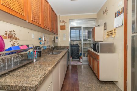 Apartamento à venda com 119m², 3 quartos e 2 vagasCozinha