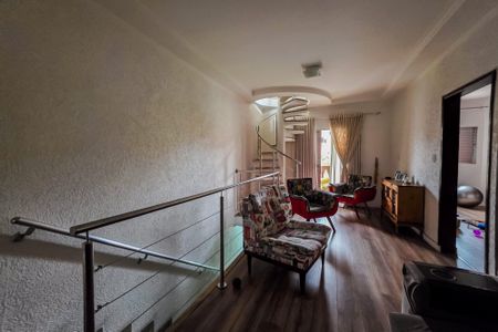 Casa à venda com 230m², 3 quartos e 2 vagas