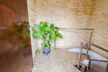 Casa à venda com 230m², 3 quartos e 2 vagas