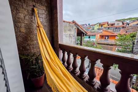 Casa à venda com 230m², 3 quartos e 2 vagas
