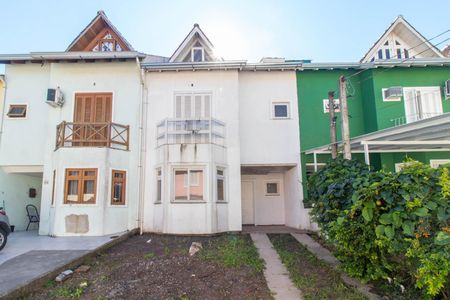 Casa de condomínio à venda com 161m², 3 quartos e 2 vagasFachada