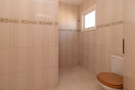 Casa de condomínio à venda com 161m², 3 quartos e 2 vagasBanheiro da Suíte