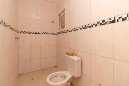 Casa de condomínio à venda com 161m², 3 quartos e 2 vagasBanheiro Social