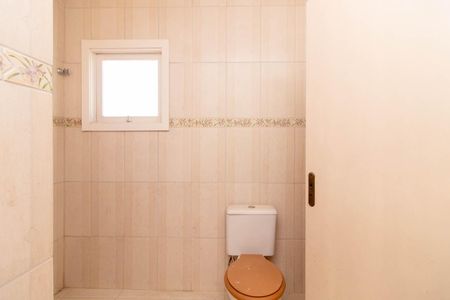 Casa de condomínio à venda com 161m², 3 quartos e 2 vagasBanheiro da Suíte