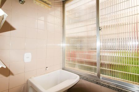 Apartamento à venda com 48m², 1 quarto e sem vagaCozinha e Área de Serviço