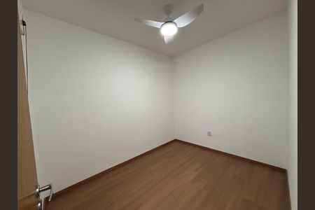 Quarto de apartamento para alugar com 3 quartos, 68m² em Colinas do Paratehy, São José dos Campos
