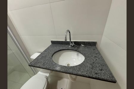 Apartamento para alugar com 68m², 3 quartos e 2 vagas Apartamento para alugar com 68m², 3 quartos e 2 vagasBanheiro da Suíte