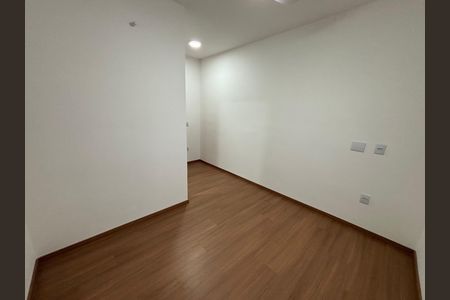 Apartamento para alugar com 68m², 3 quartos e 2 vagas Apartamento para alugar com 68m², 3 quartos e 2 vagasSuíte