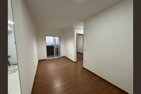 Apartamento para alugar com 68m², 3 quartos e 2 vagas Apartamento para alugar com 68m², 3 quartos e 2 vagasSala