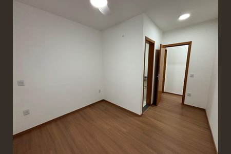 Apartamento para alugar com 68m², 3 quartos e 2 vagas Apartamento para alugar com 68m², 3 quartos e 2 vagasSuíte