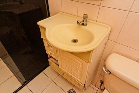 Casa de condomínio à venda com 86m², 2 quartos e 1 vaga Casa de condomínio à venda com 86m², 2 quartos e 1 vagaBanheiro