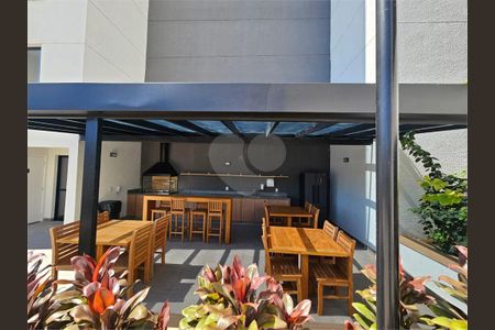 Apartamento à venda com 57m², 2 quartos e 1 vaga
