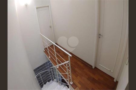 Casa à venda com 4 quartos, 300m² em Jardim São Paulo, São Paulo