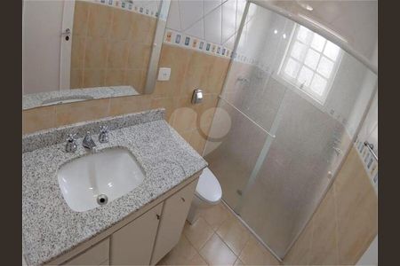 Casa à venda com 4 quartos, 300m² em Jardim São Paulo, São Paulo