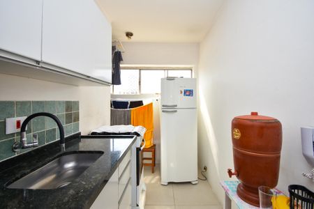 Apartamento à venda com 48m², 2 quartos e sem vaga Apartamento à venda com 48m², 2 quartos e sem vagacozinha