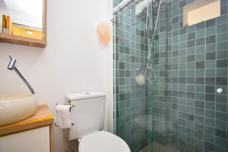 banheiro de apartamento à venda com 2 quartos, 48m² em Cerqueira César, São Paulo