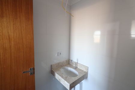 Apartamento para alugar com 31m², 2 quartos e sem vaga Apartamento para alugar com 31m², 2 quartos e sem vagaBanheiro