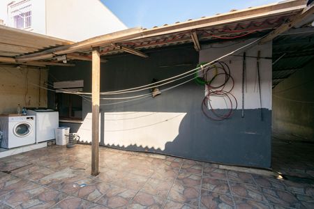 Casa à venda com 309m², 5 quartos e 3 vagas