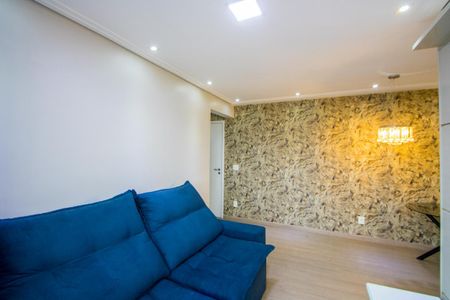 Sala de apartamento para alugar com 2 quartos, 70m² em Vila Humaita, Santo André