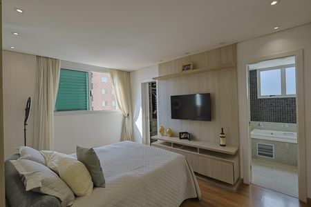 Apartamento à venda com 155m², 4 quartos e 4 vagas