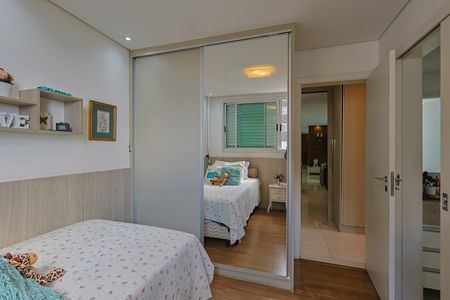 Apartamento à venda com 155m², 4 quartos e 4 vagas