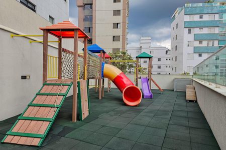 Apartamento à venda com 155m², 4 quartos e 4 vagas