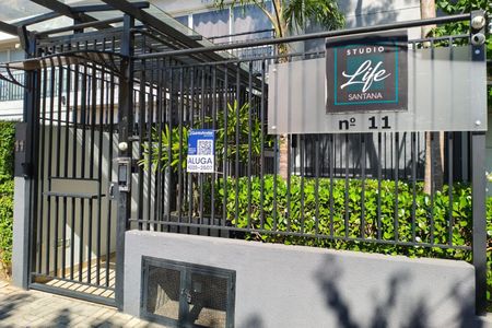 Studio para alugar com 28m², 1 quarto e 1 vaga Studio para alugar com 28m², 1 quarto e 1 vagaFachada
