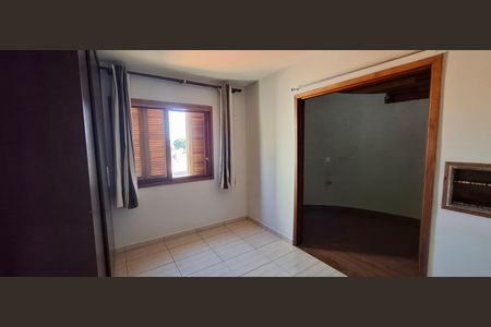 Casa de condomínio para alugar com 180m², 3 quartos e 2 vagas Casa de condomínio para alugar com 180m², 3 quartos e 2 vagasSuíte 3
