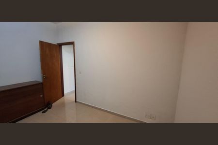 Casa de condomínio para alugar com 180m², 3 quartos e 2 vagas Casa de condomínio para alugar com 180m², 3 quartos e 2 vagasSuíte 1